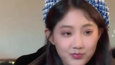 闺蜜团教你玩转潮拍创意短视频,看李如儒pk 孙芮,到底谁才是“米饭收割机”?孙芮更在节目中